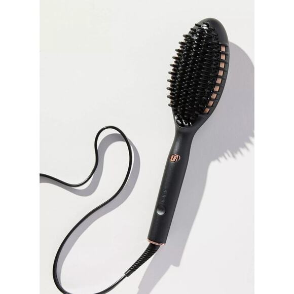 T3 EDGE Heated Styling Brush